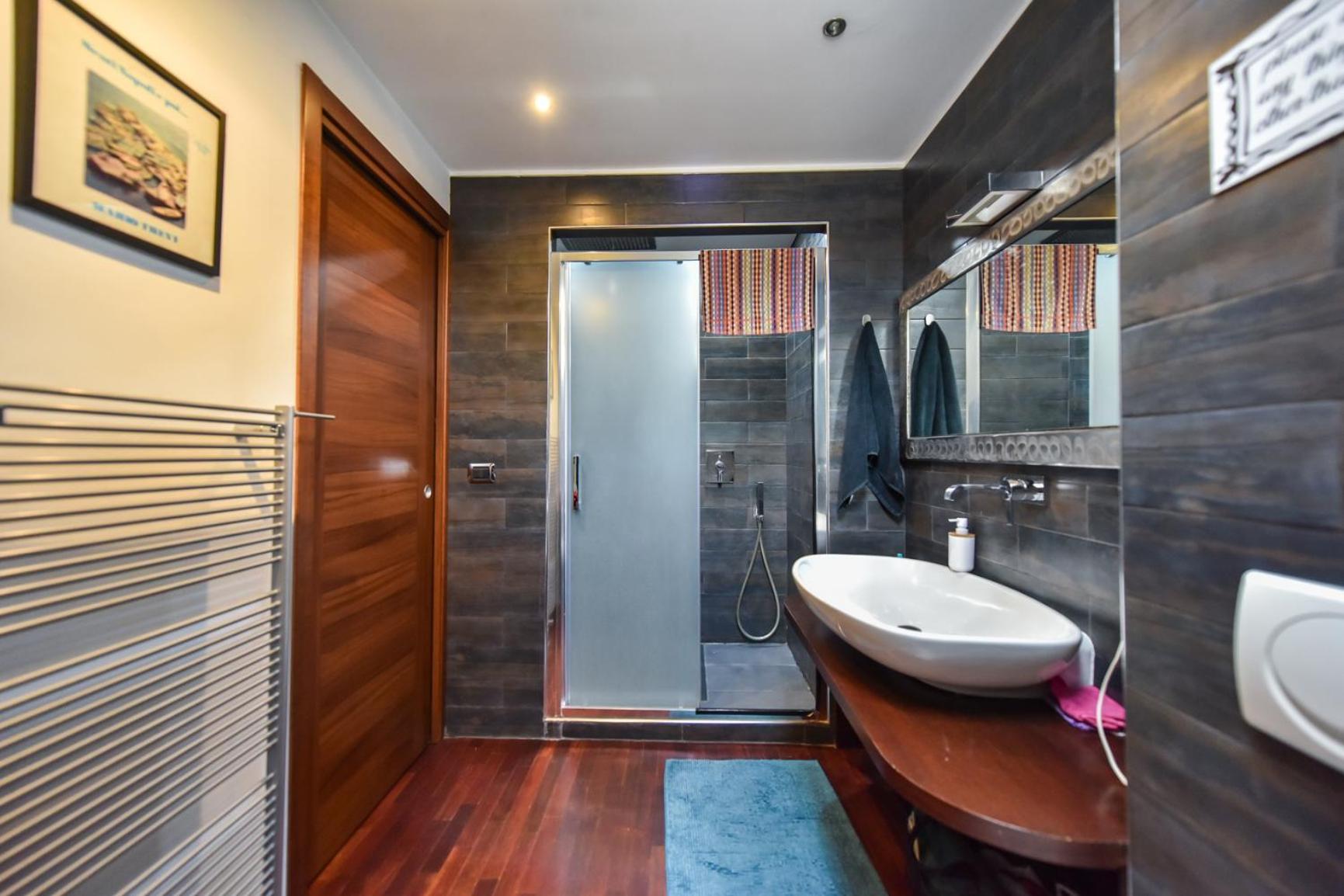 טורינו Modern Apartment Piazza Statuto Porta Susa Fs מראה חיצוני תמונה